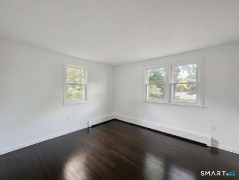 32 Simon Road Enfield CT 06082