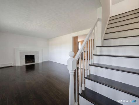 32 Simon Road Enfield CT 06082