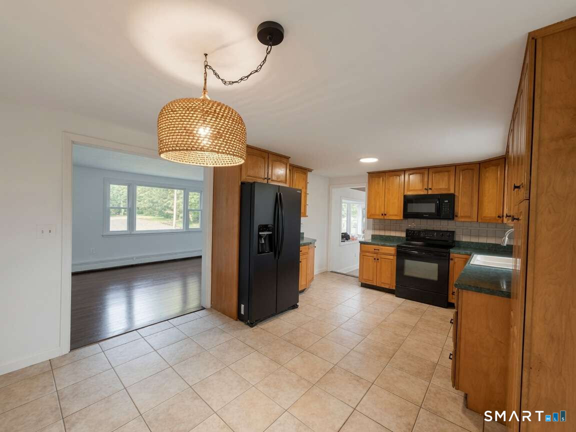 32 Simon Road Enfield CT 06082