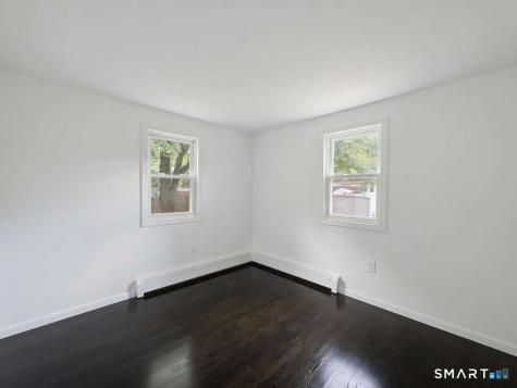 32 Simon Road Enfield CT 06082