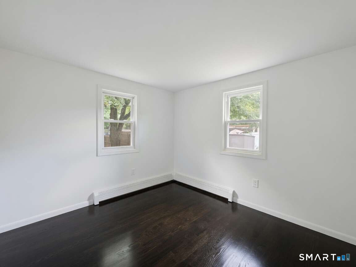 32 Simon Road Enfield CT 06082