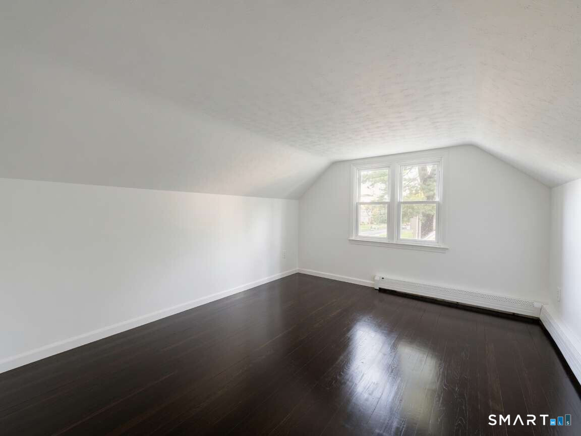 32 Simon Road Enfield CT 06082
