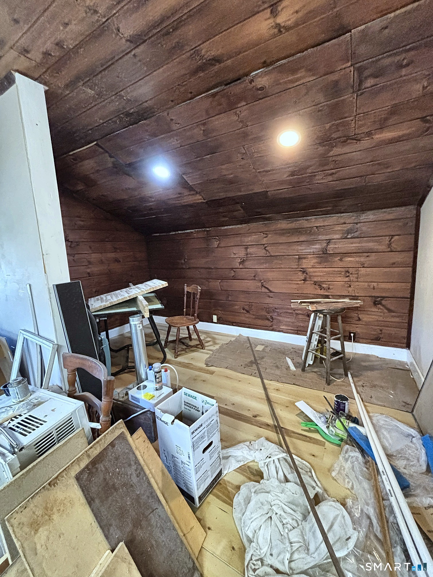 4 Burgeville Court Groton CT 06340