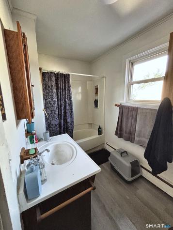 4 Burgeville Court Groton CT 06340