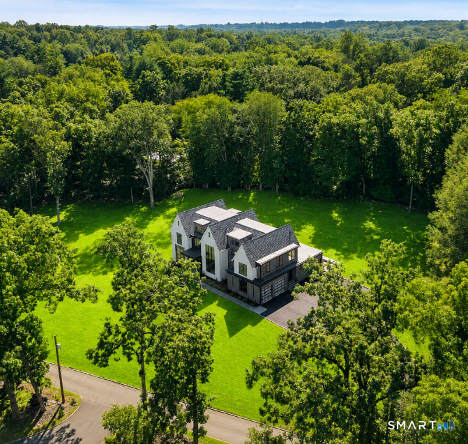 1 Twin Oaks Lane Westport CT 06880