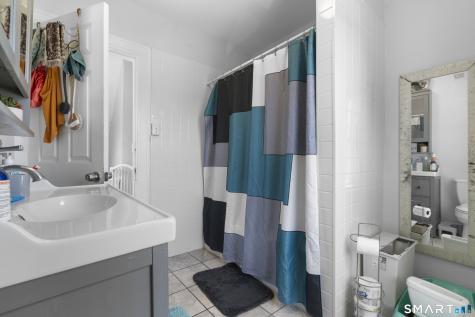 63 Long Meadow Avenue Hamden CT 06514