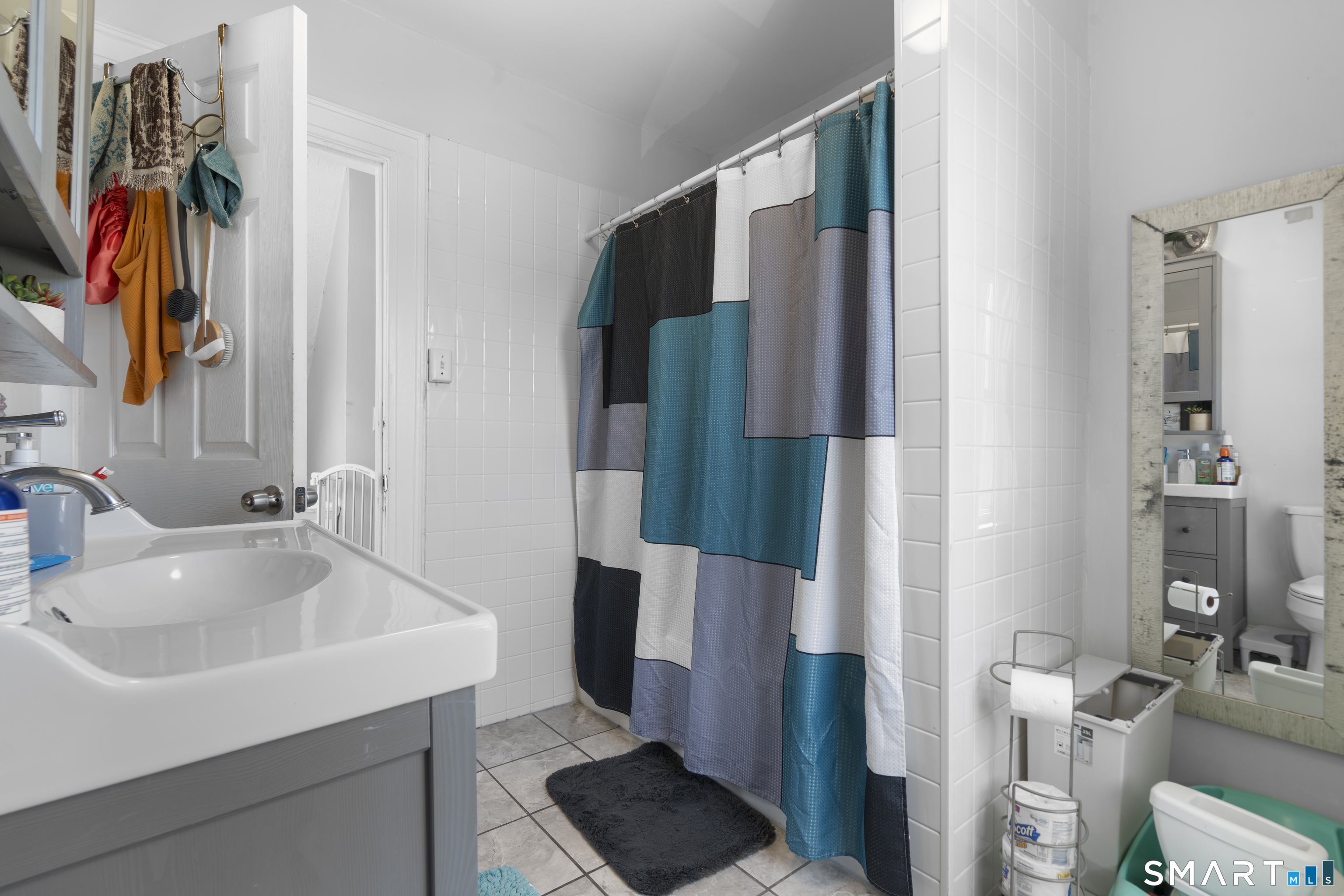 63 Long Meadow Avenue Hamden CT 06514