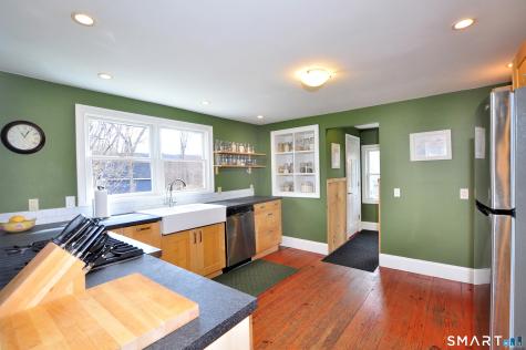 71 Cottage Street New Hartford CT 06057