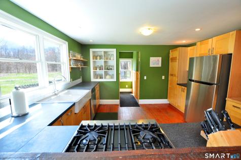 71 Cottage Street New Hartford CT 06057