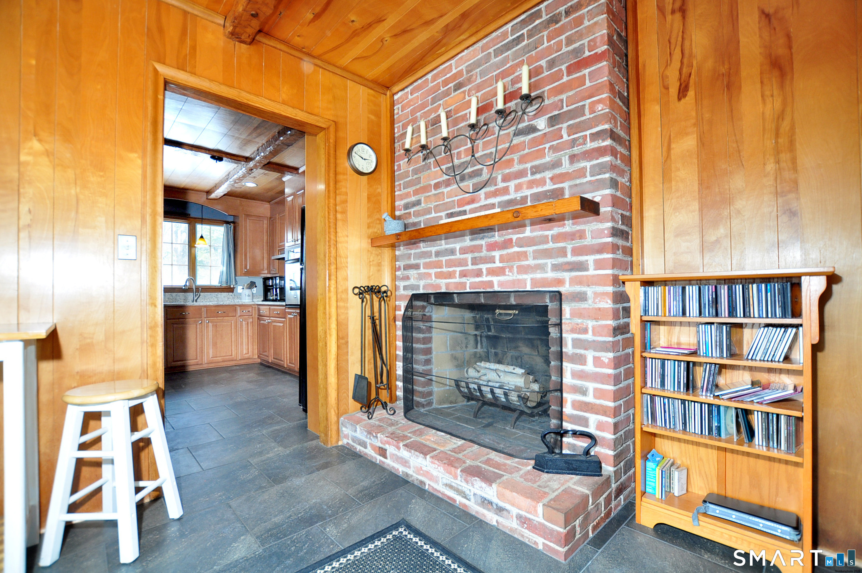 76 Newgate Road East Granby CT 06026