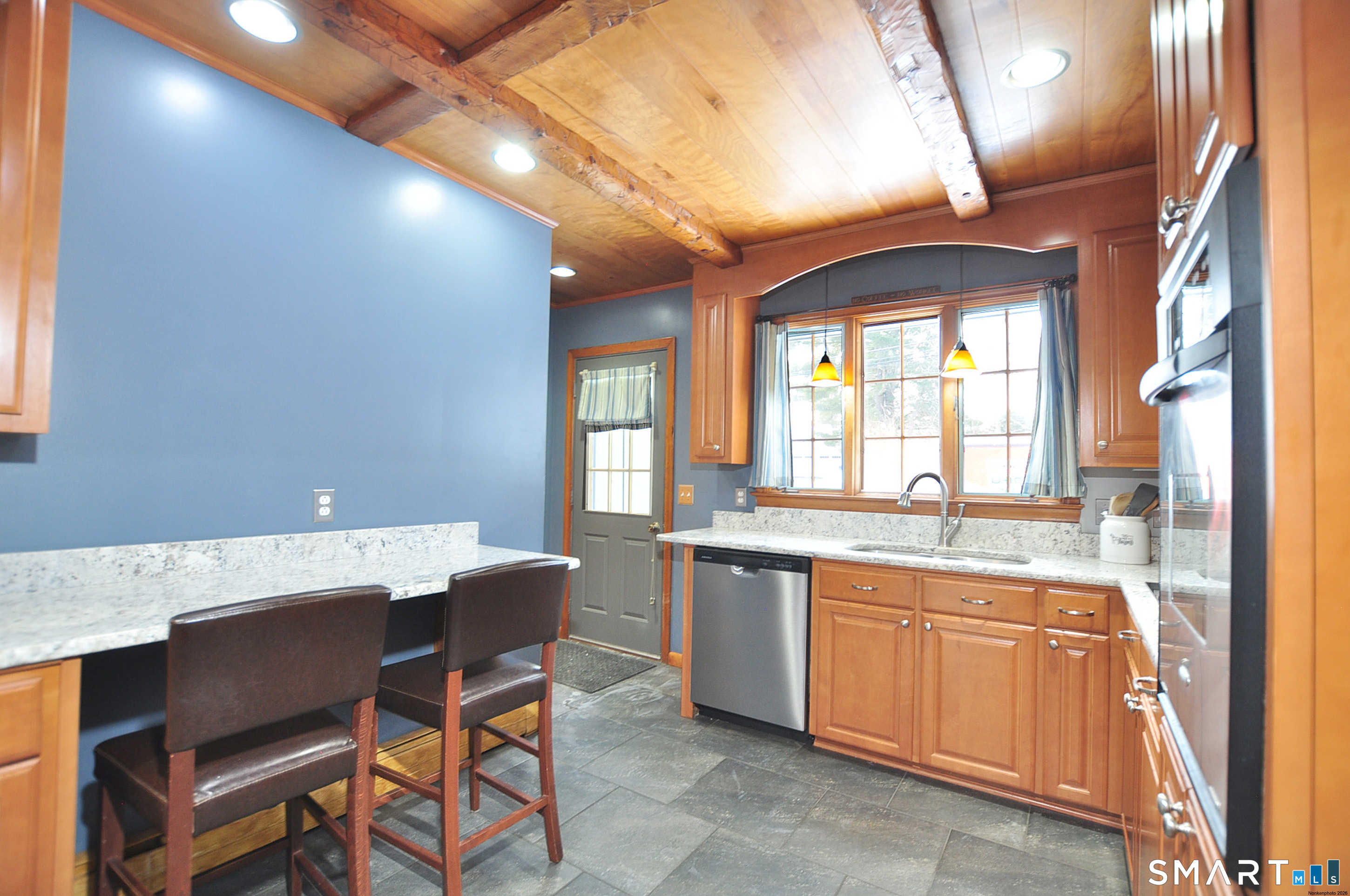 76 Newgate Road East Granby CT 06026