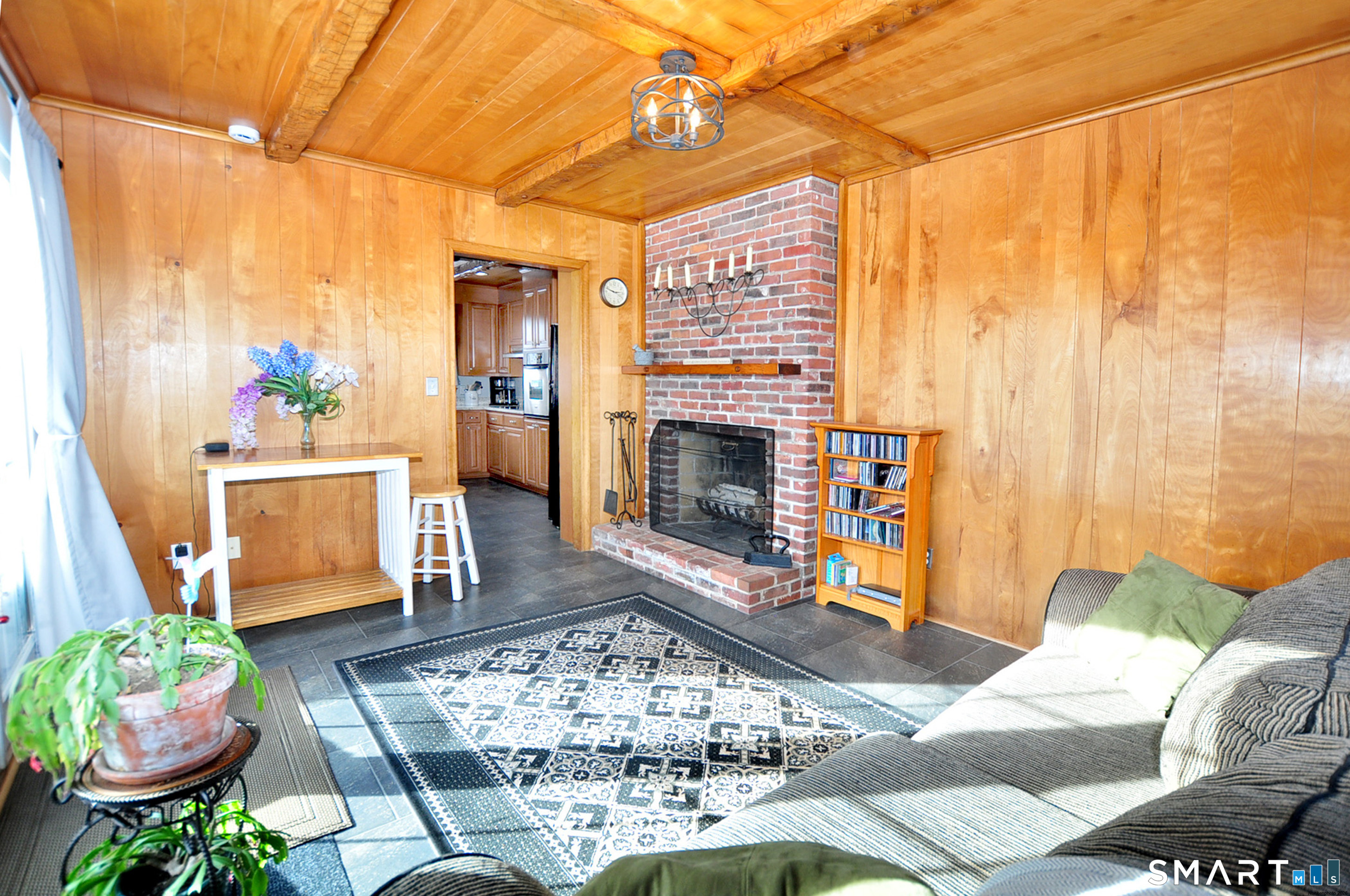 76 Newgate Road East Granby CT 06026