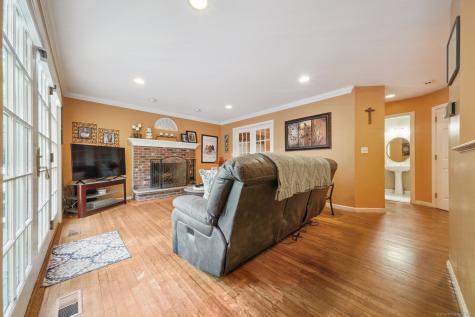 4 Frank Street Norwalk CT 06851