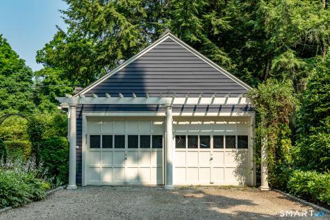 11 Pleasant Street Woodbury CT 06798