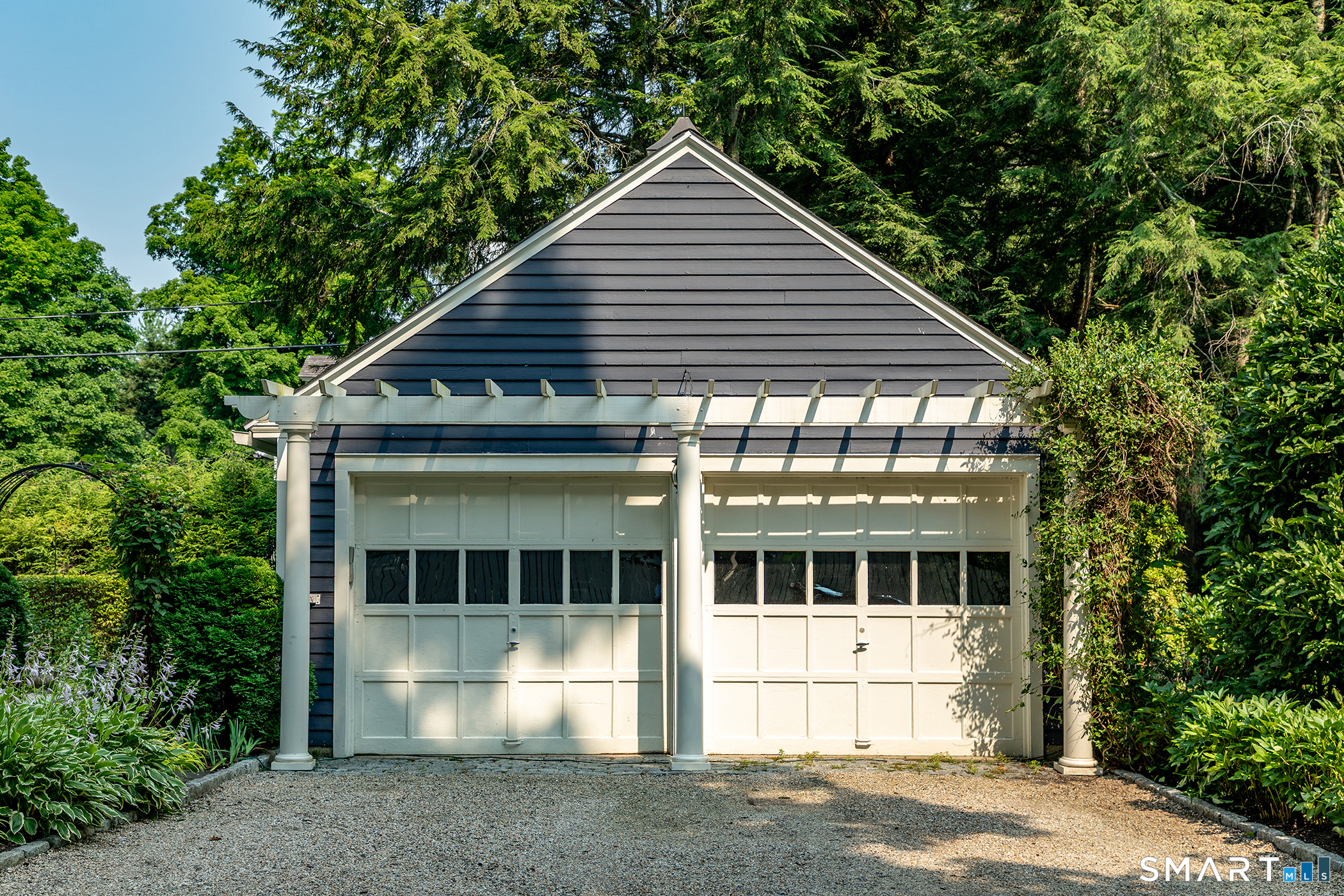 11 Pleasant Street Woodbury CT 06798