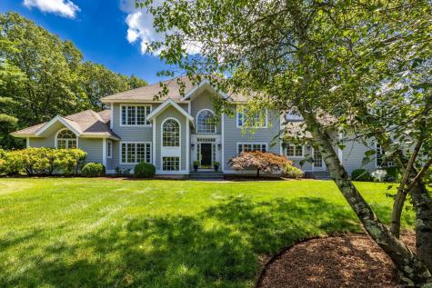 35 Foothills Drive Avon CT 06001