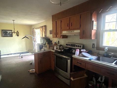 661 Allen Avenue Meriden CT 06451