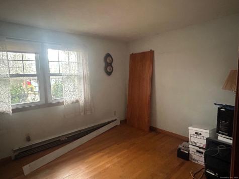 661 Allen Avenue Meriden CT 06451