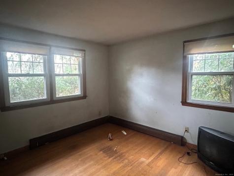 661 Allen Avenue Meriden CT 06451