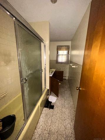 661 Allen Avenue Meriden CT 06451