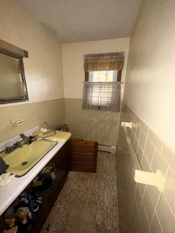 661 Allen Avenue Meriden CT 06451