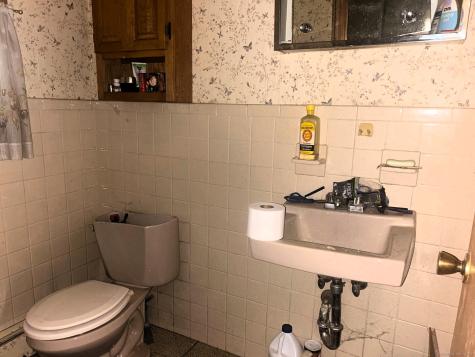 661 Allen Avenue Meriden CT 06451