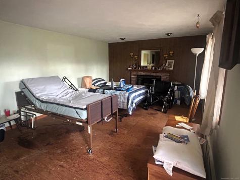 661 Allen Avenue Meriden CT 06451