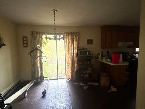 661 Allen Avenue Meriden CT 06451