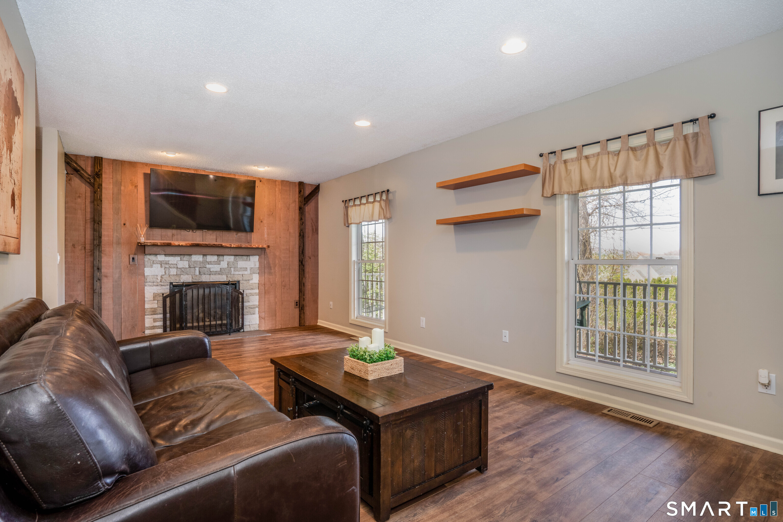 24 Vicki Lane Southington CT 06489