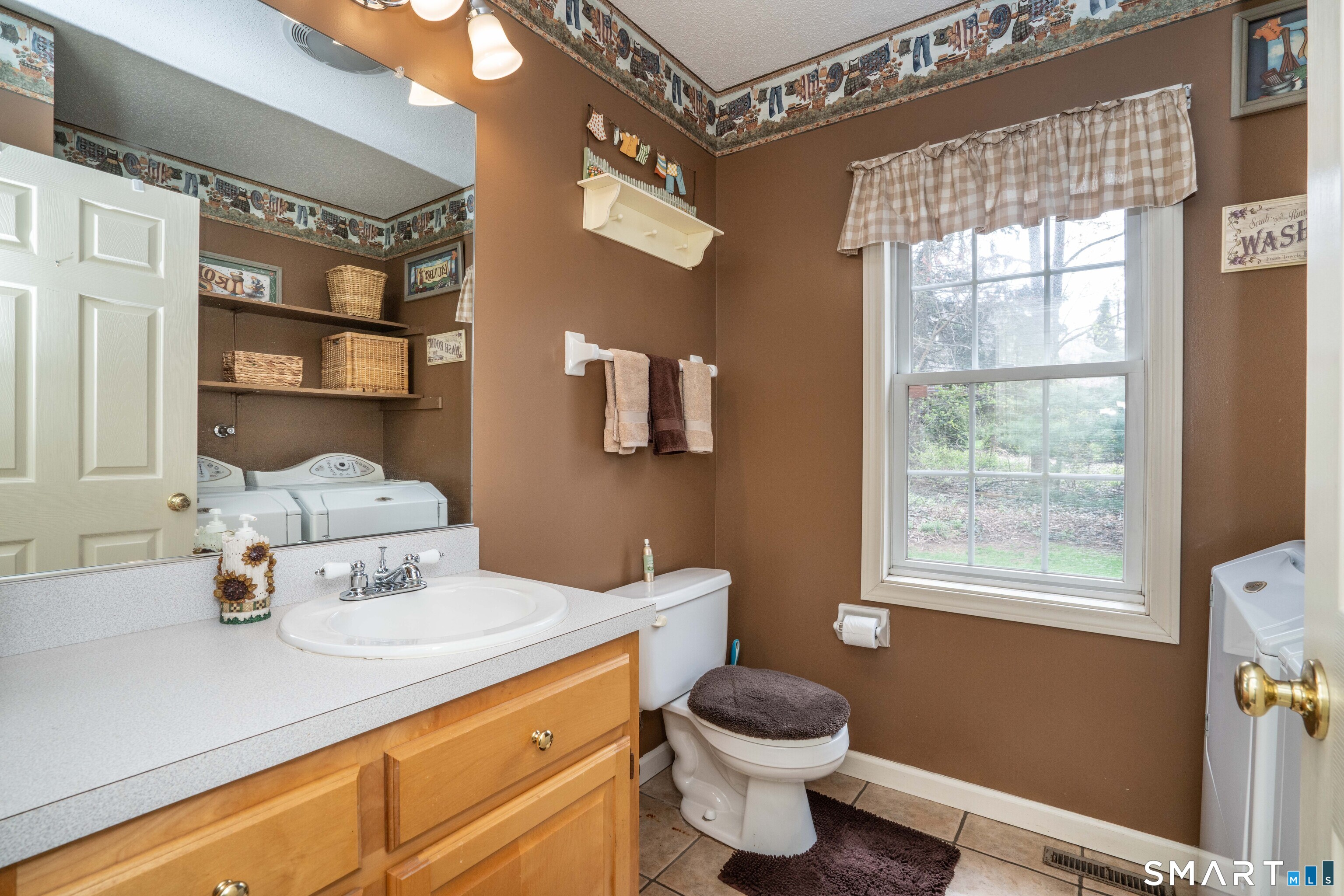24 Vicki Lane Southington CT 06489