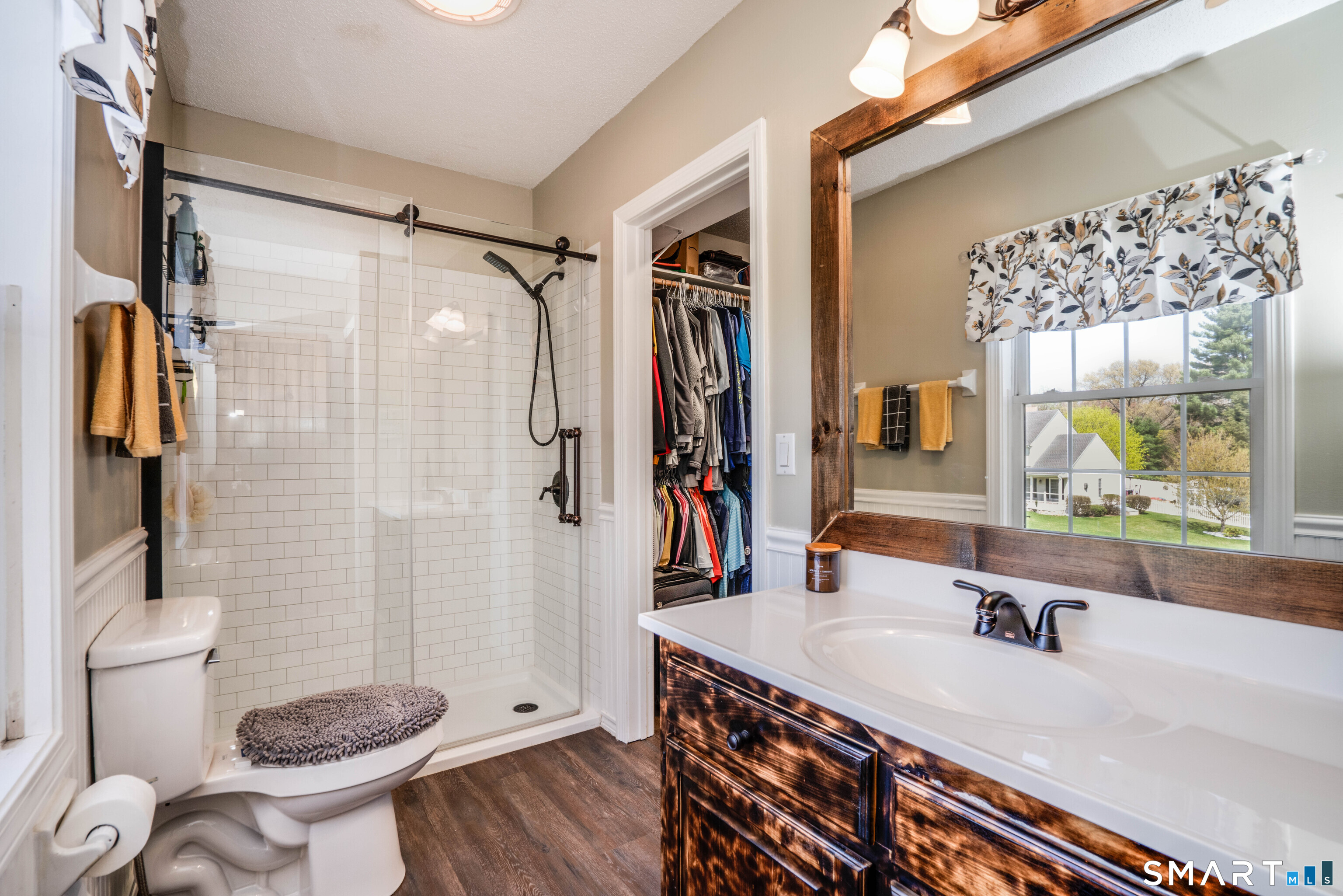 24 Vicki Lane Southington CT 06489