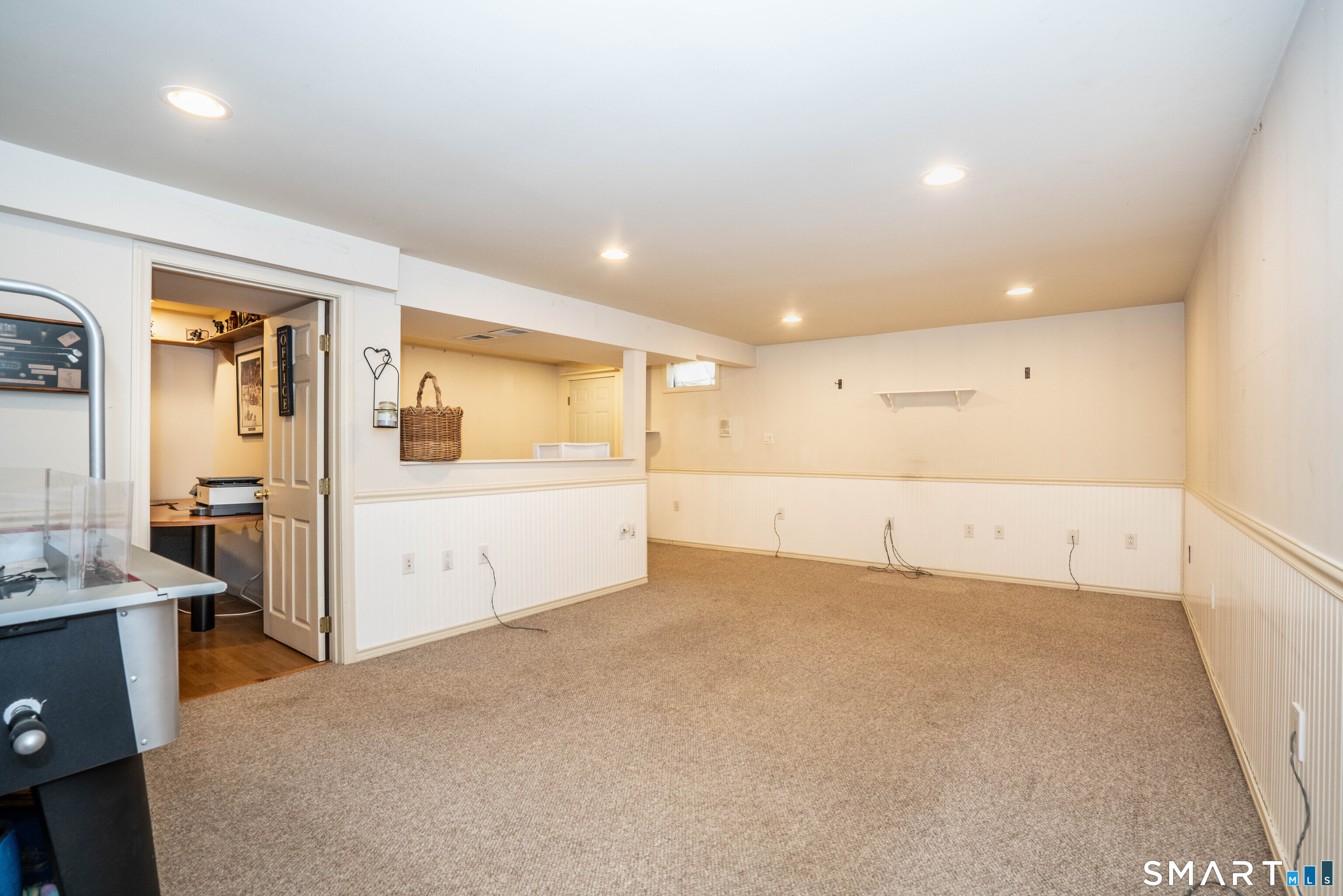 24 Vicki Lane Southington CT 06489