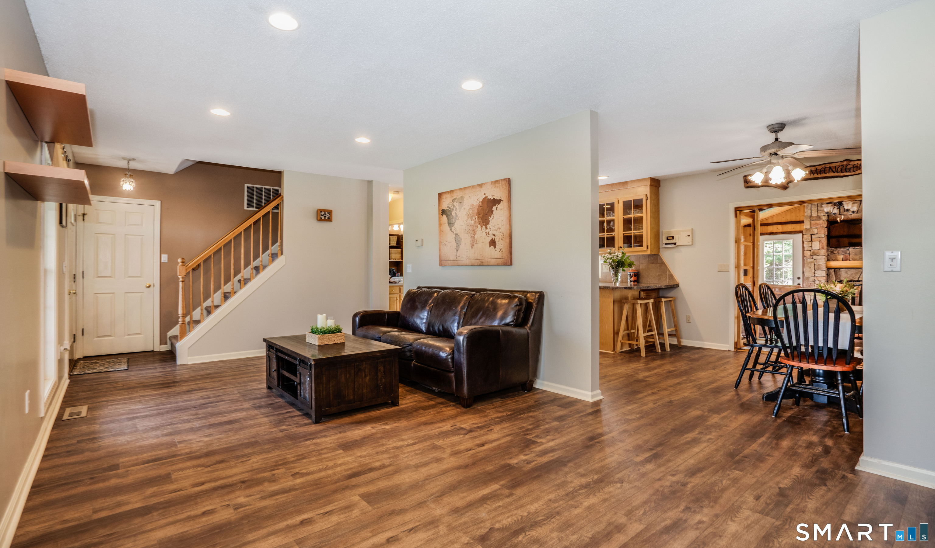 24 Vicki Lane Southington CT 06489