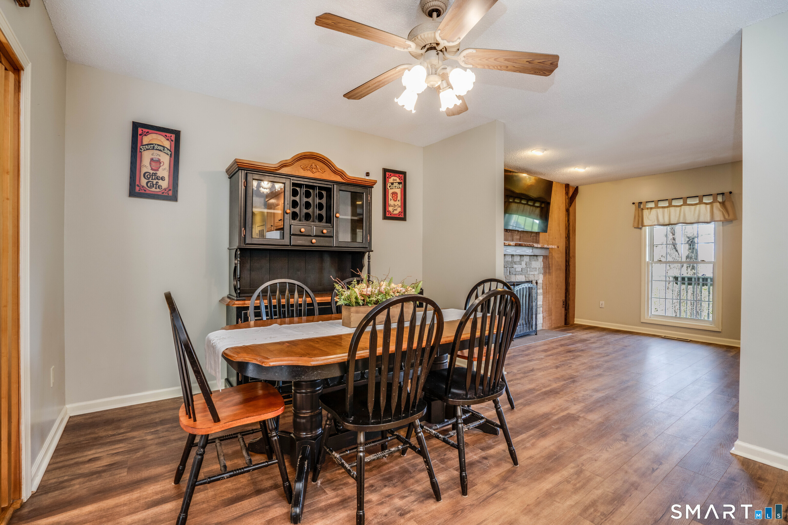 24 Vicki Lane Southington CT 06489