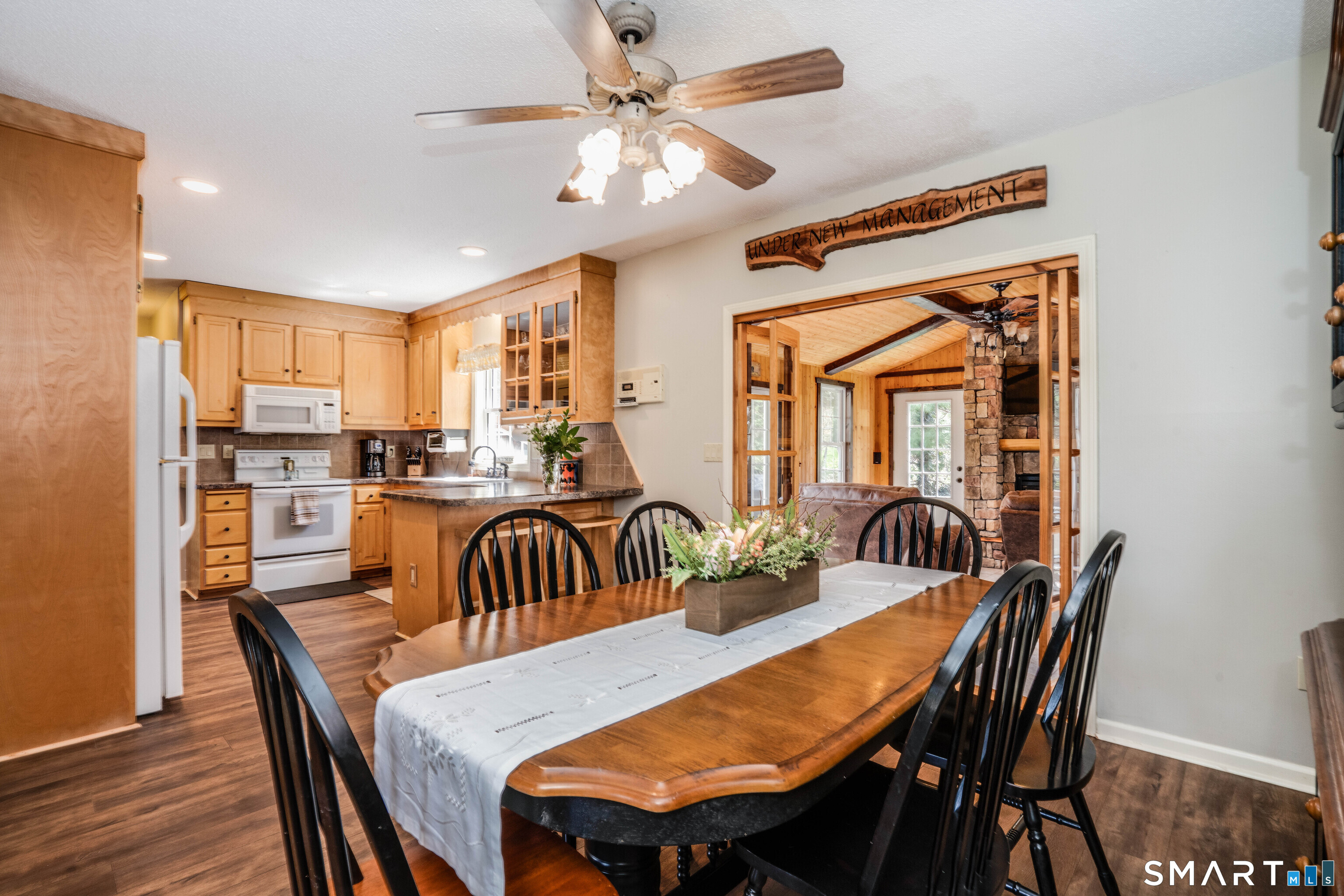 24 Vicki Lane Southington CT 06489