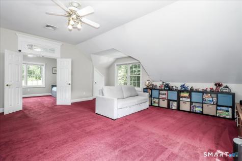 8 Rock Ridge Court New Fairfield CT 06812