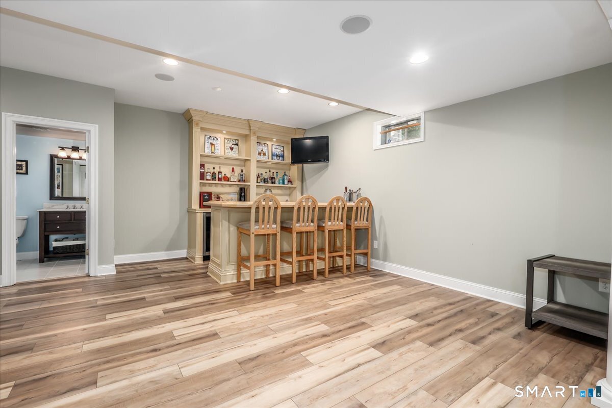 8 Rock Ridge Court New Fairfield CT 06812