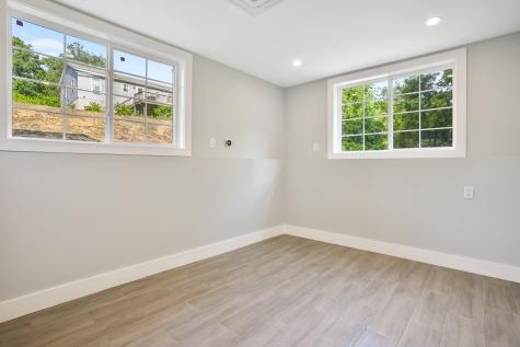 10 Merlin Avenue New Fairfield CT 06812