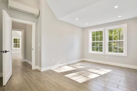 10 Merlin Avenue New Fairfield CT 06812