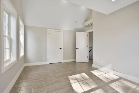 10 Merlin Avenue New Fairfield CT 06812