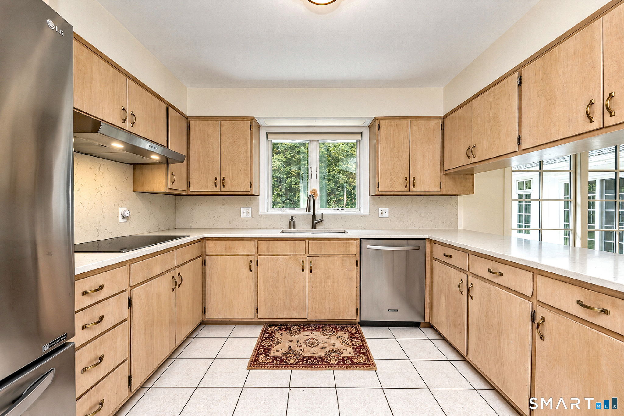 8 Applewood Drive Cheshire CT 06410