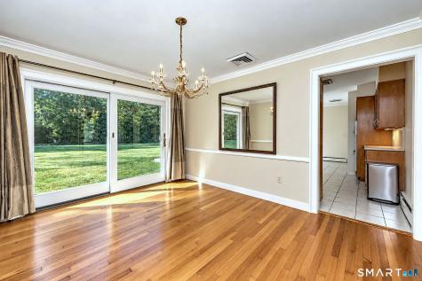 8 Applewood Drive Cheshire CT 06410