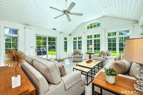 8 Applewood Drive Cheshire CT 06410