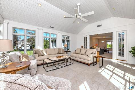 8 Applewood Drive Cheshire CT 06410