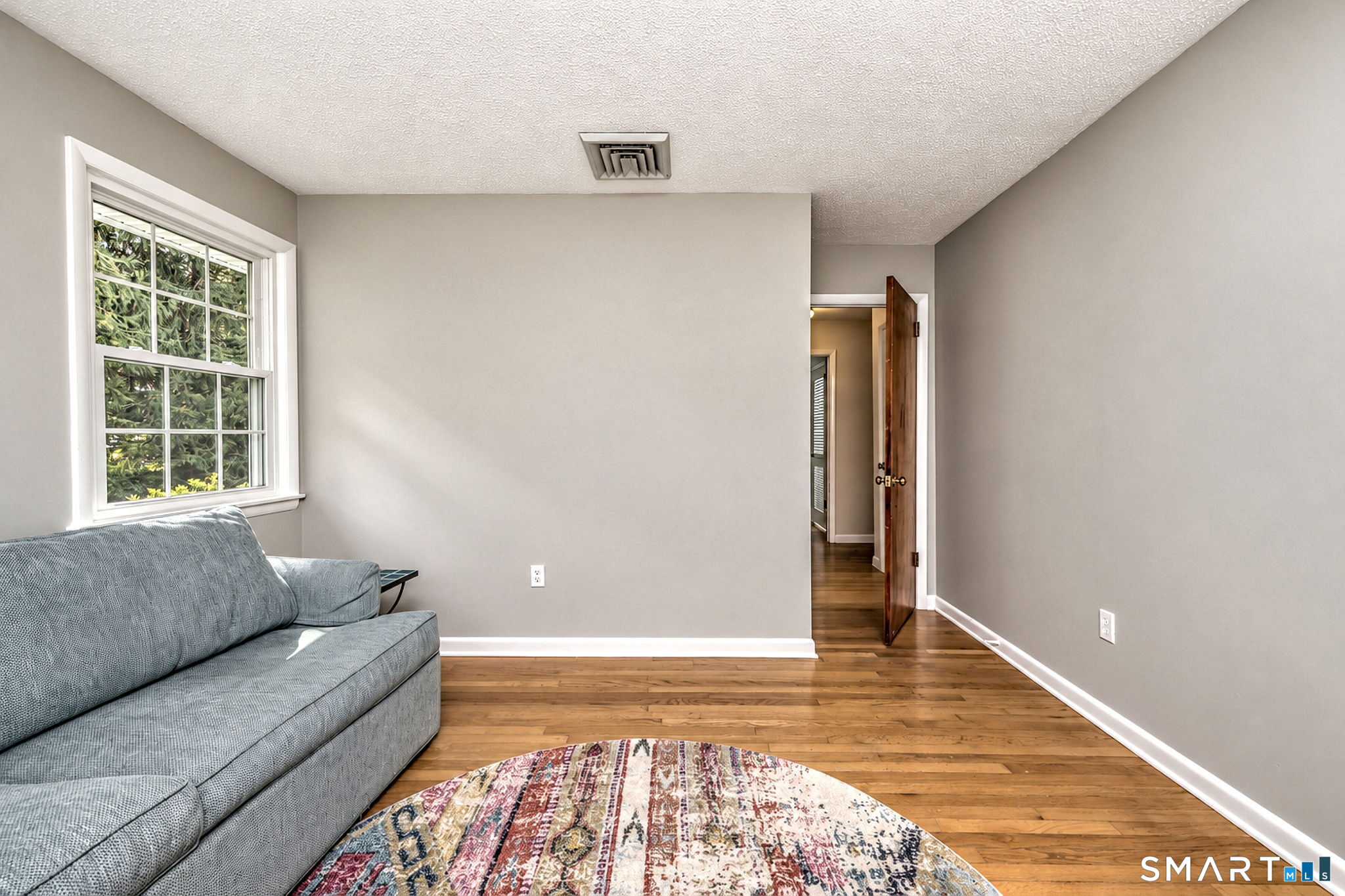 8 Applewood Drive Cheshire CT 06410