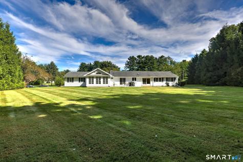 8 Applewood Drive Cheshire CT 06410