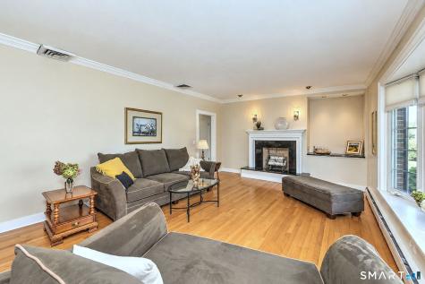 8 Applewood Drive Cheshire CT 06410