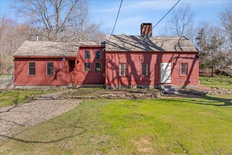 28 Old Chestnut Hill Road East Hampton CT 06424