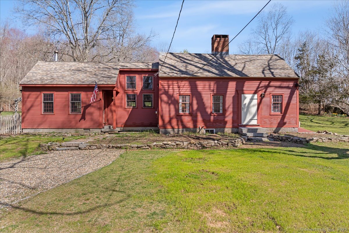 28 Old Chestnut Hill Road East Hampton CT 06424