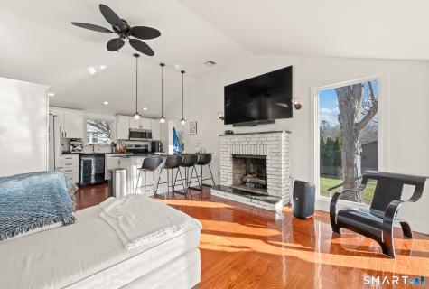 4 Martin Trail Wallingford CT 06492
